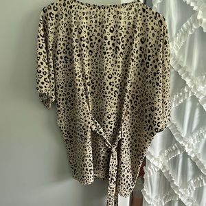 ee:some, leopar, flowy shirt. size:M